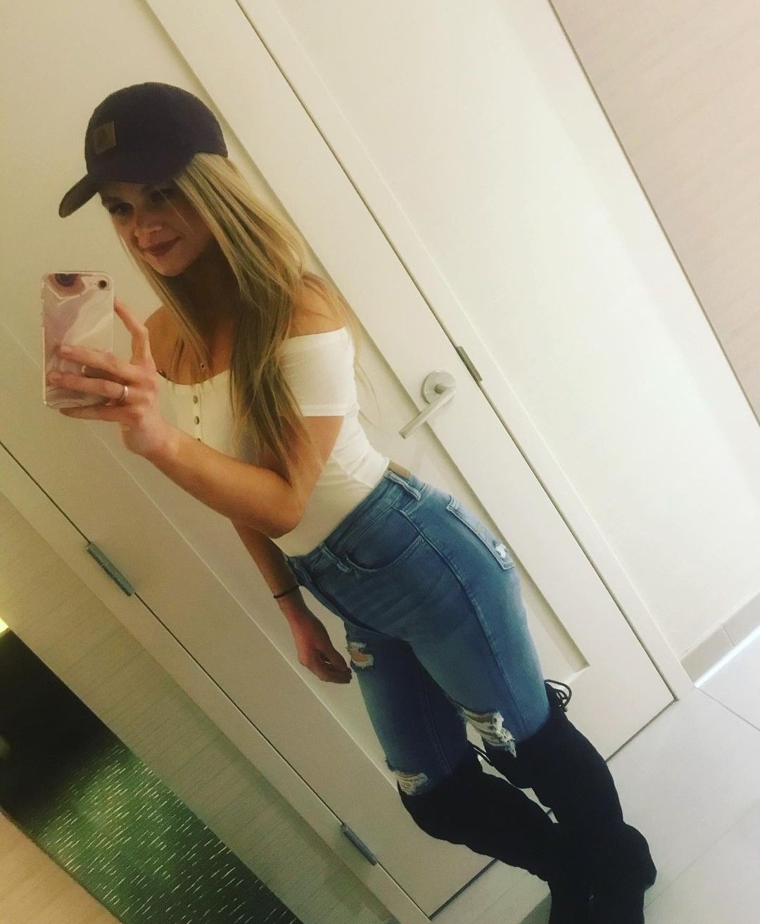 Hot asf MILF brandi she is bad as hell #PQGdMbUI