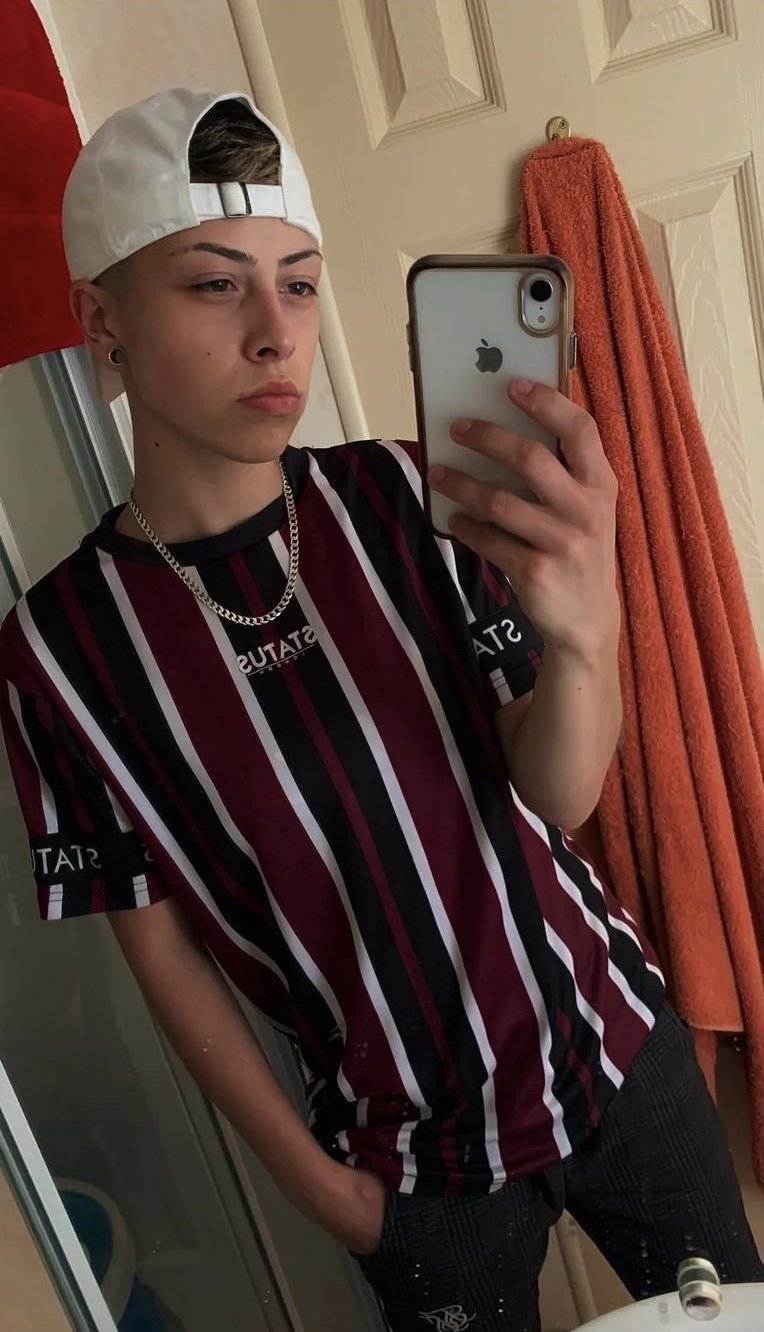 Skinny Masc Tomboy Dyke Is A Webslut #maTcdXFa