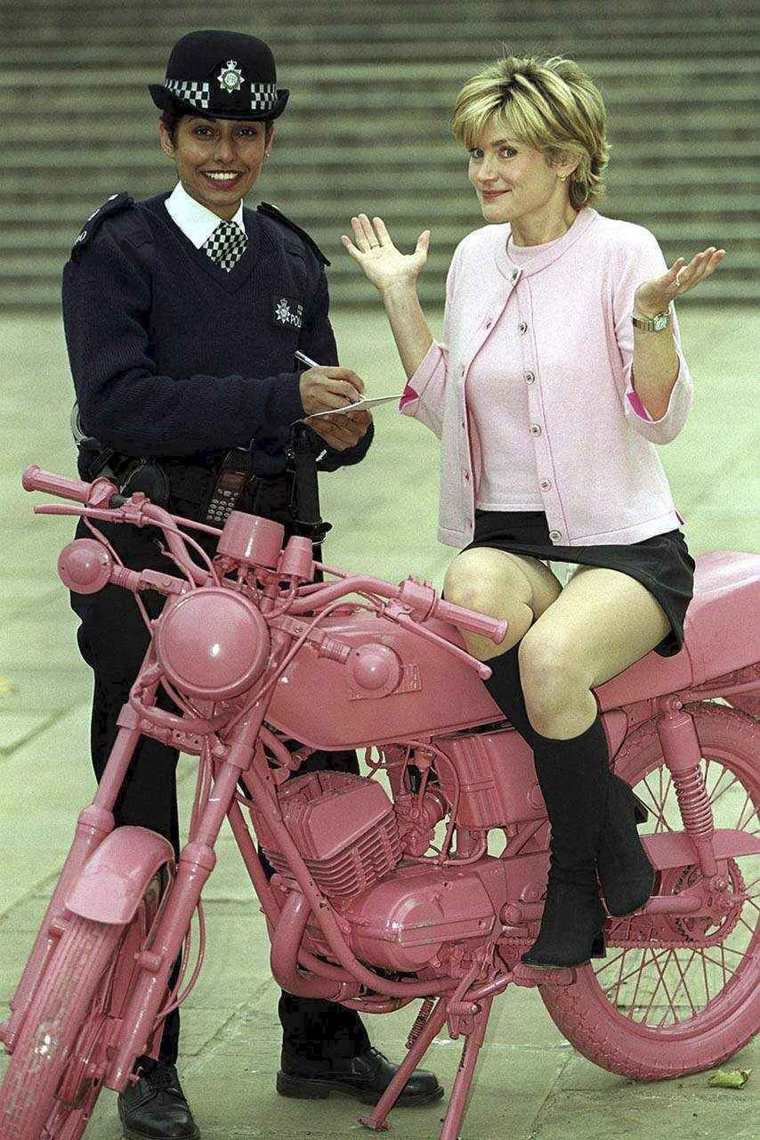 Anthea Turner #oO2ciKIA